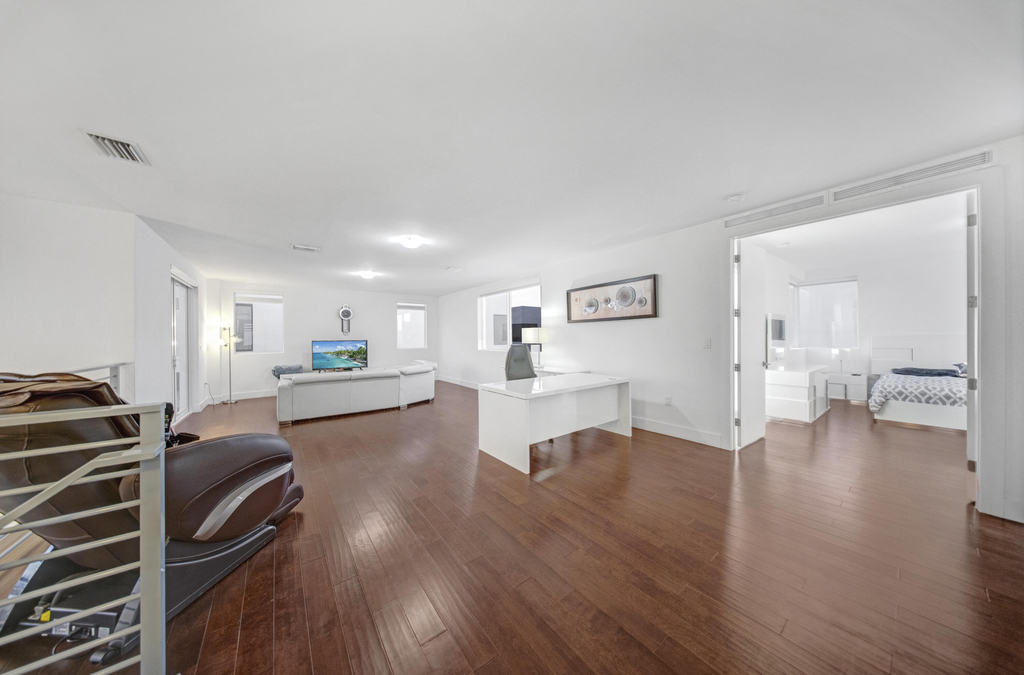 10081 Nw 75th Terrace - Photo 16