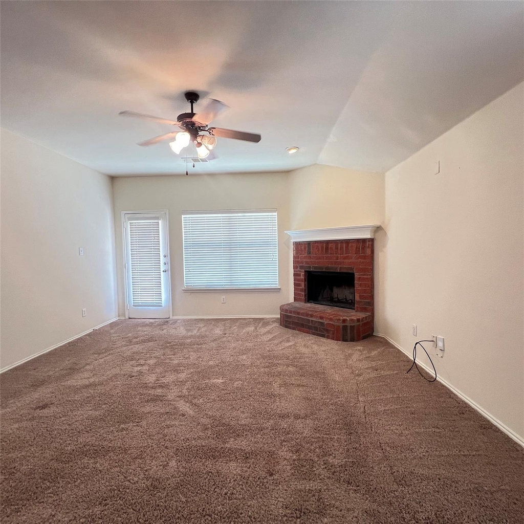 2049 Helmoken Falls Drive - Photo 5