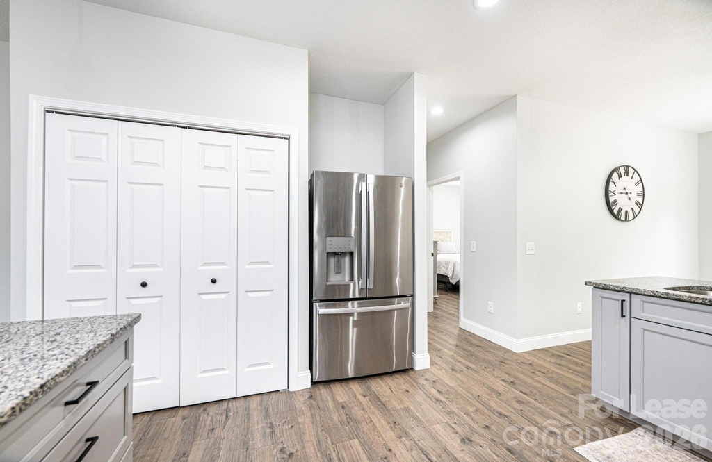 29 Central Avenue - Photo 7