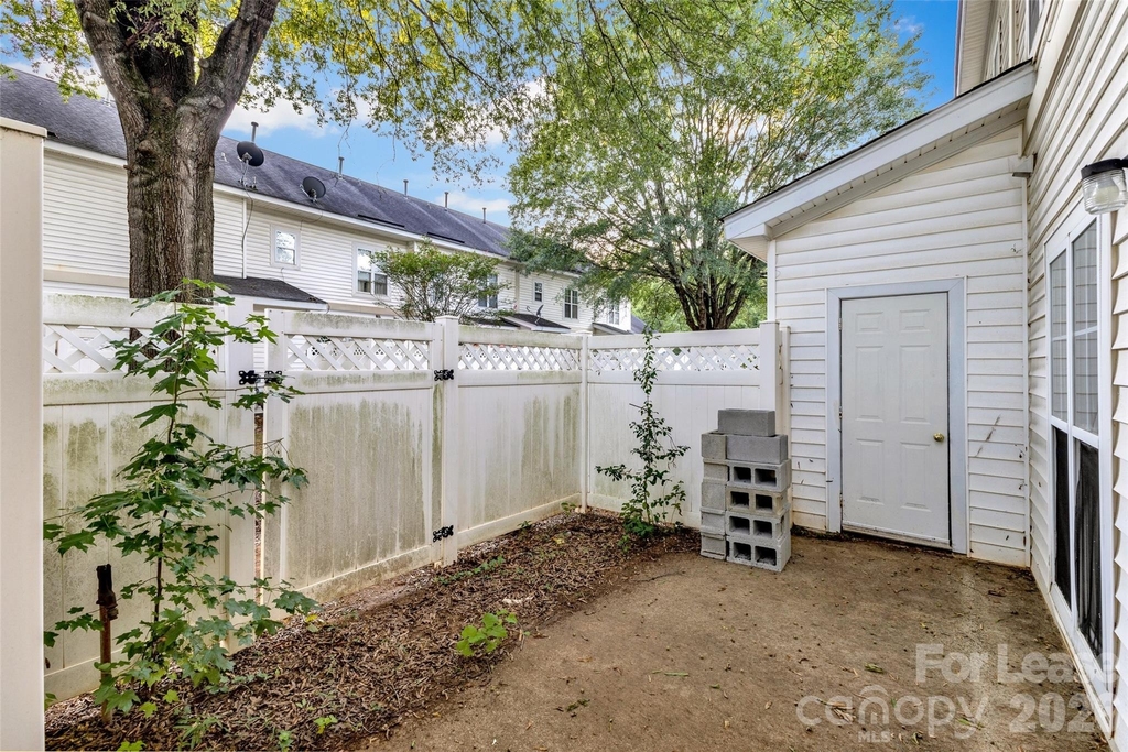 6349 Mallard View Lane - Photo 20