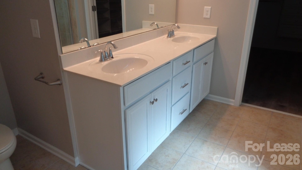 2679 Southern Trace Drive - Photo 16