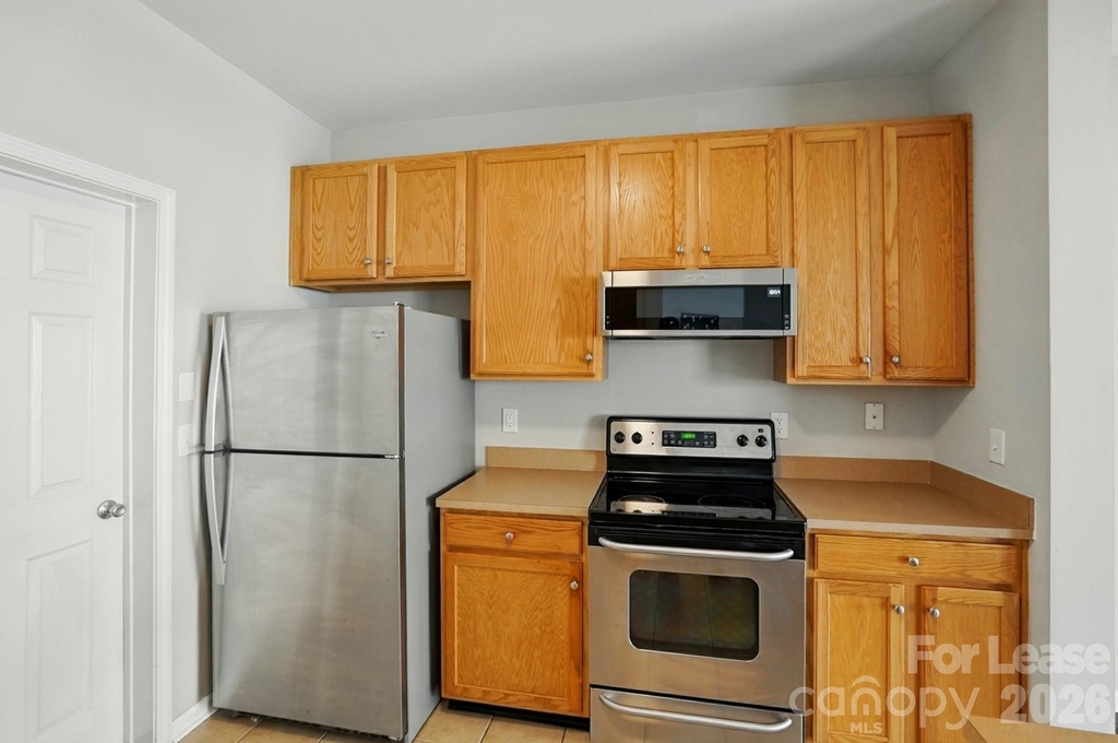 12244 Stratfield Place Circle - Photo 12