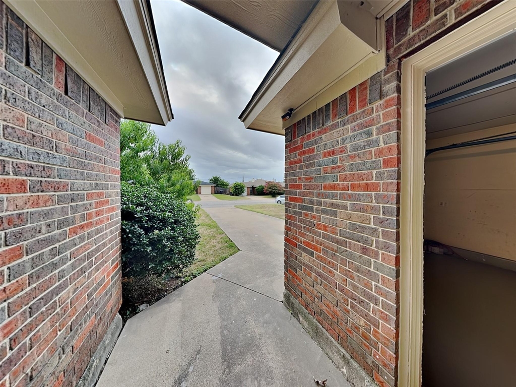 4509 Ebbtide Court - Photo 5
