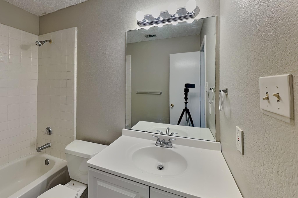 4509 Ebbtide Court - Photo 16