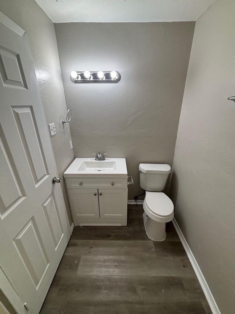 715 Eastham Lane - Photo 11
