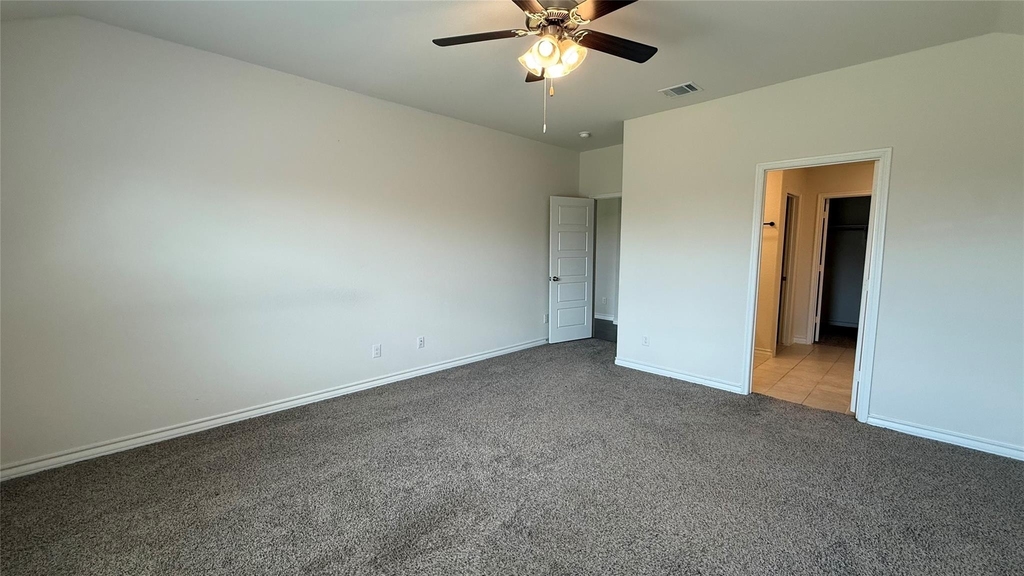 304 Duke Court - Photo 7