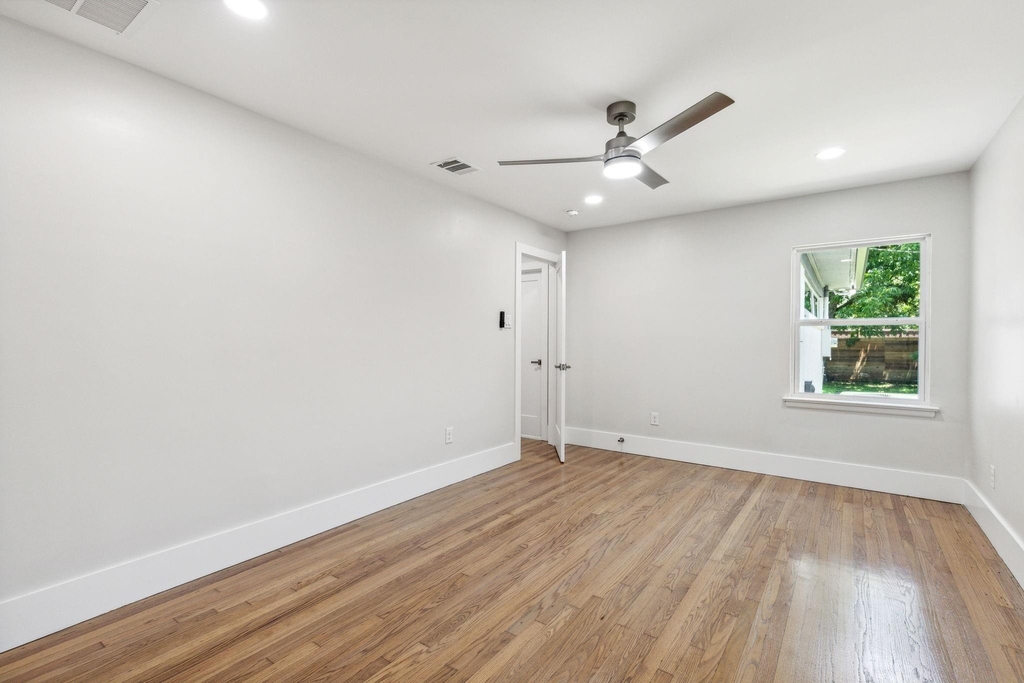 5917 Waggoner Drive - Photo 16
