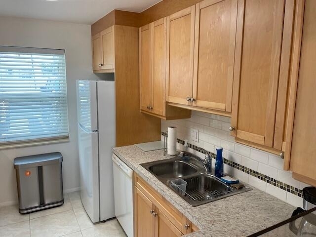 307 Lake Evelyn Drive - Photo 6