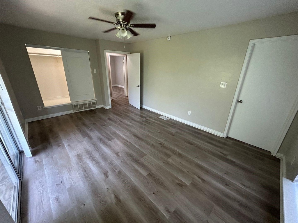 715 Eastham Lane - Photo 13
