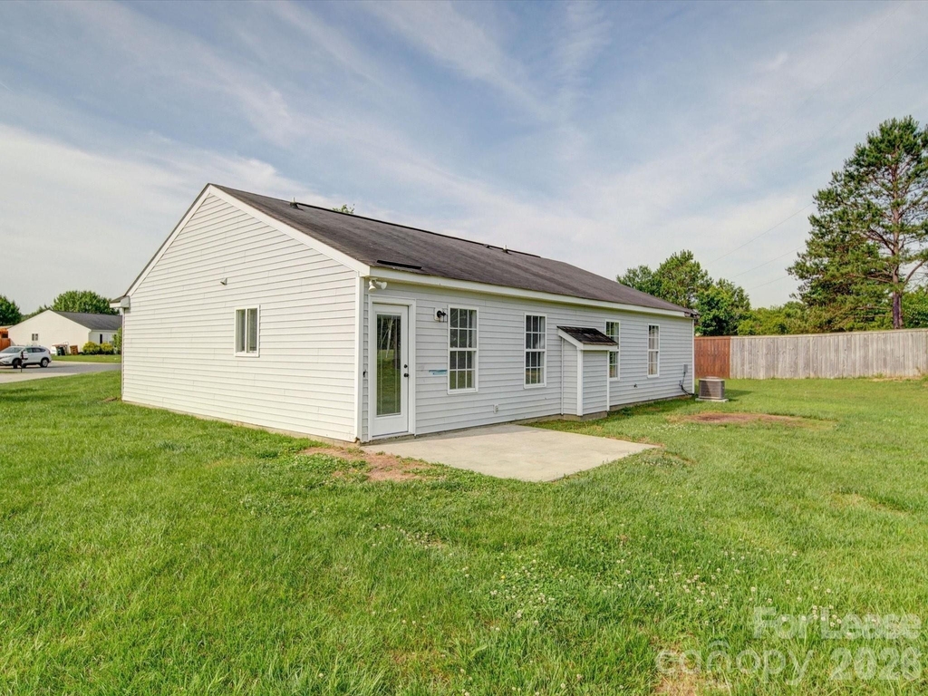 3702 Cardinal Bluff Lane - Photo 43