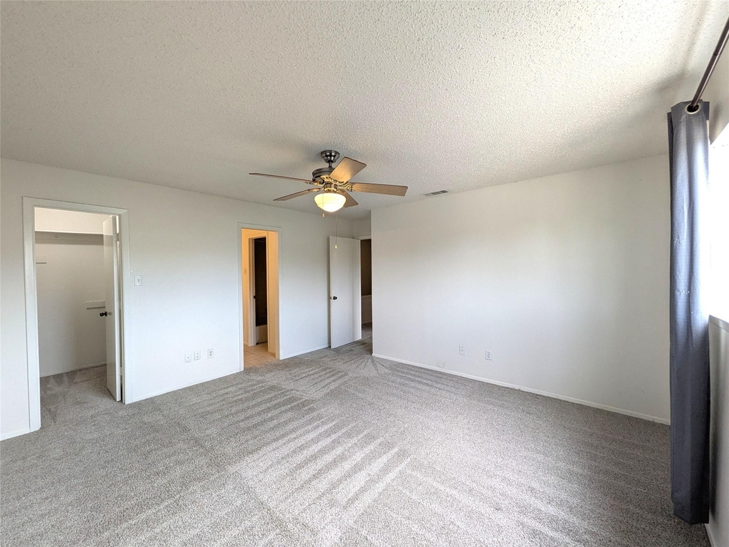 3302 Townbluff Place - Photo 12