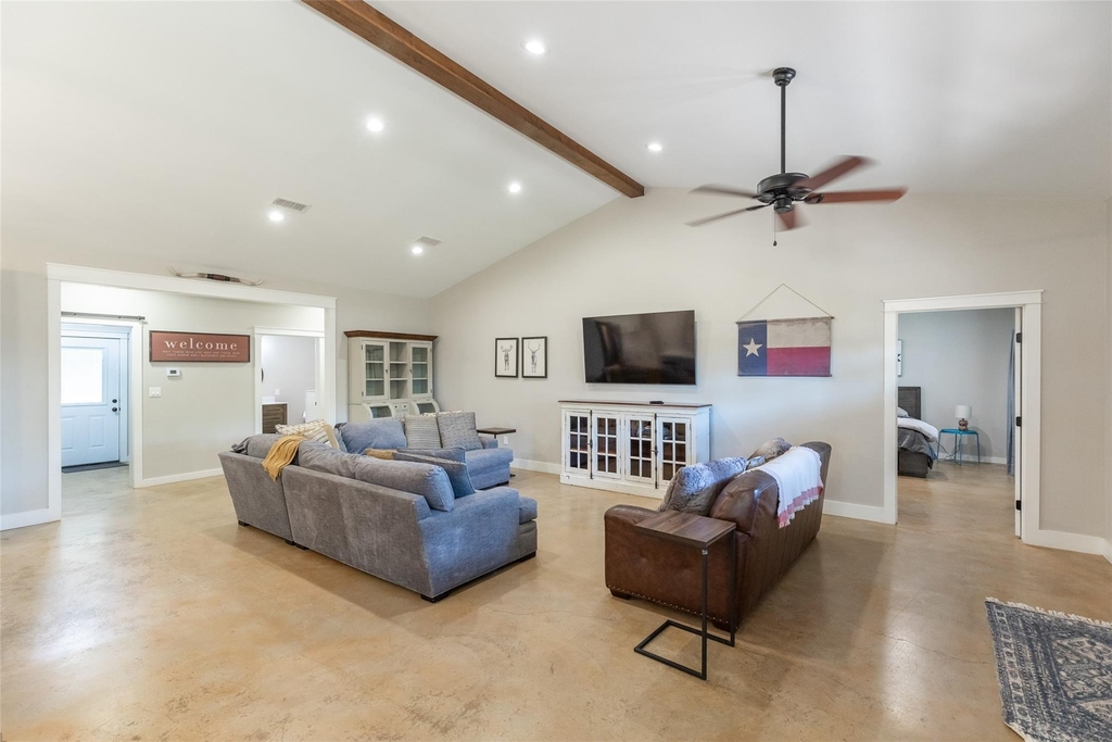 138 County Road 127 - Photo 8