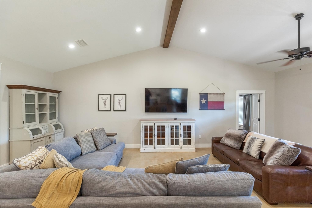 138 County Road 127 - Photo 9