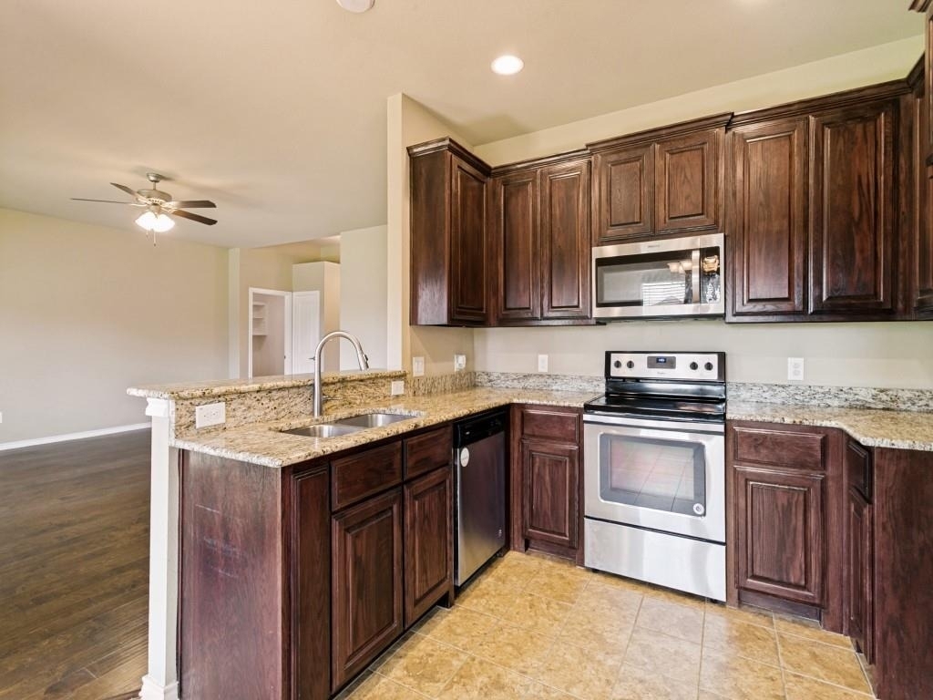 4009 Kensington Drive - Photo 10