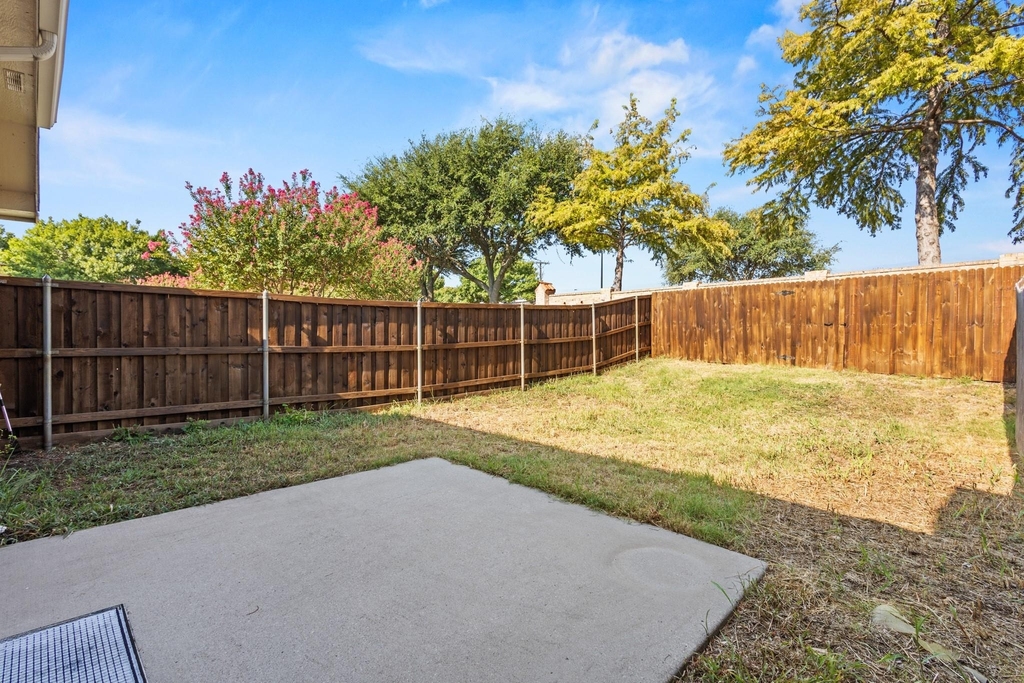 5315 Crimson Oaks Drive - Photo 27