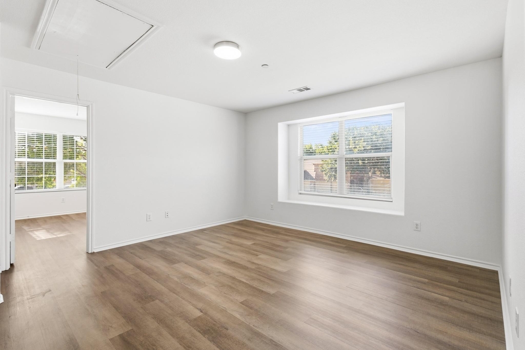 5315 Crimson Oaks Drive - Photo 19