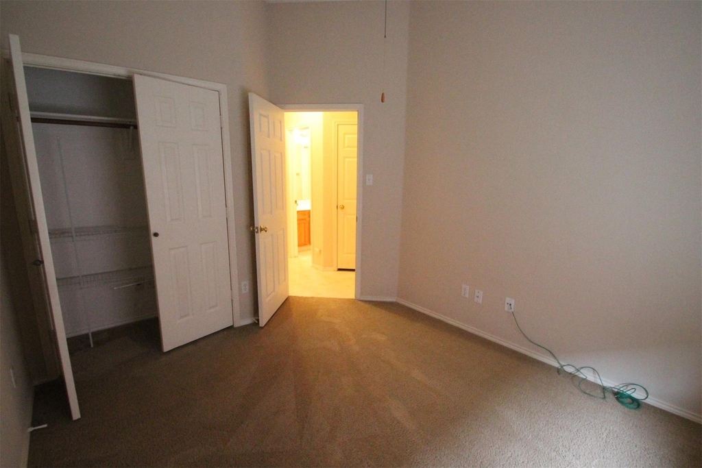 2920 Coventry Ln - Photo 22