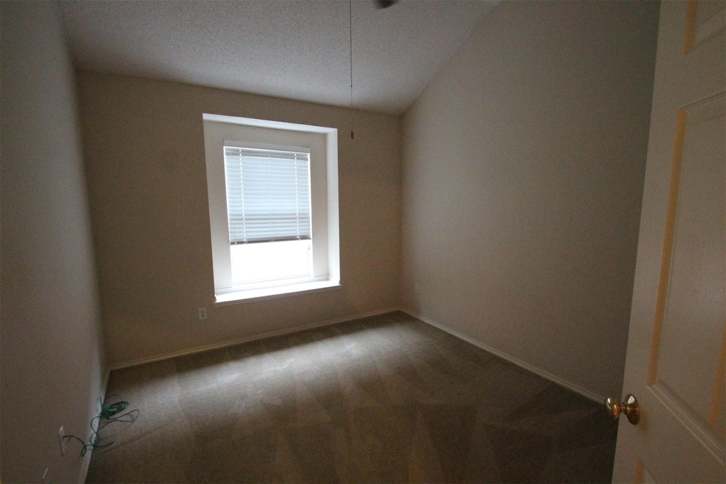 2920 Coventry Ln - Photo 21