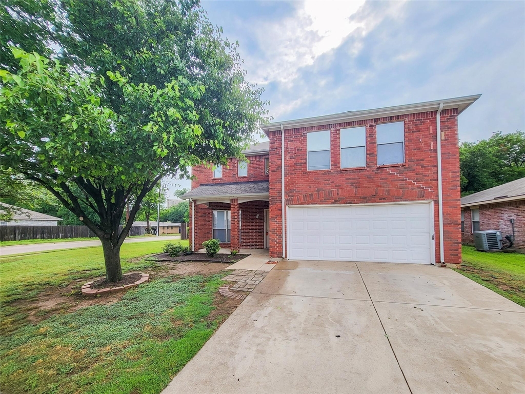 372 Marsha Street - Photo 0