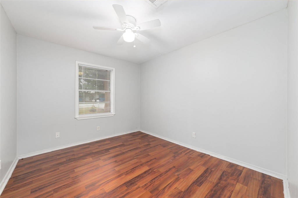 11715 Almeda Genoa Road - Photo 4
