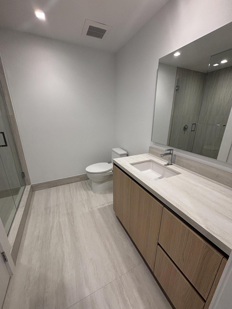 2411 Laguna Circle - Photo 8