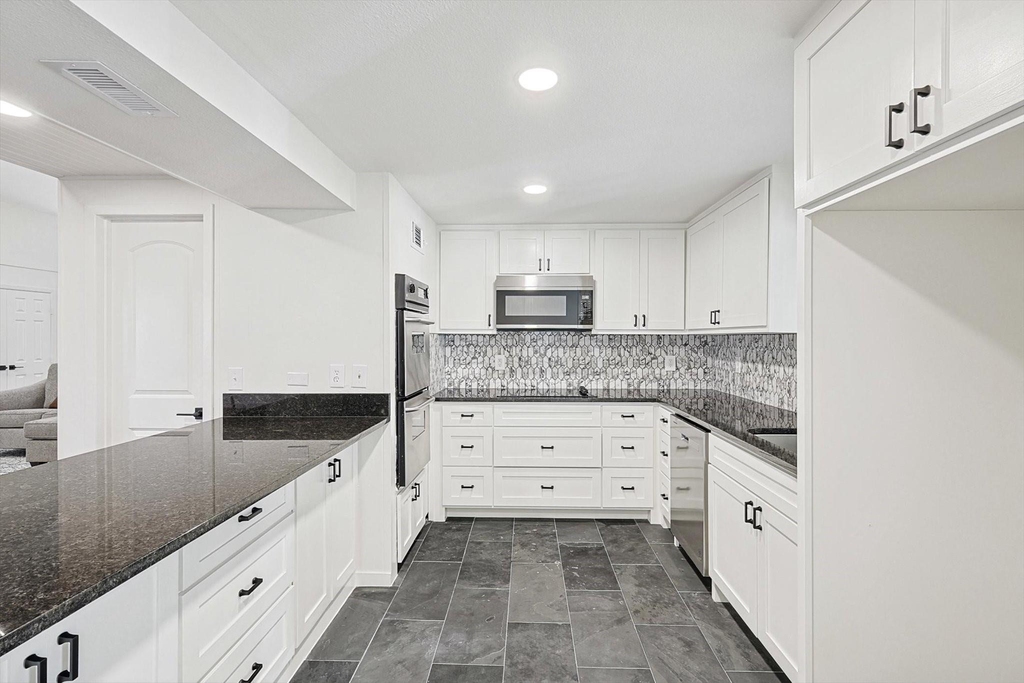 2713 Mcpherson Lane - Photo 14