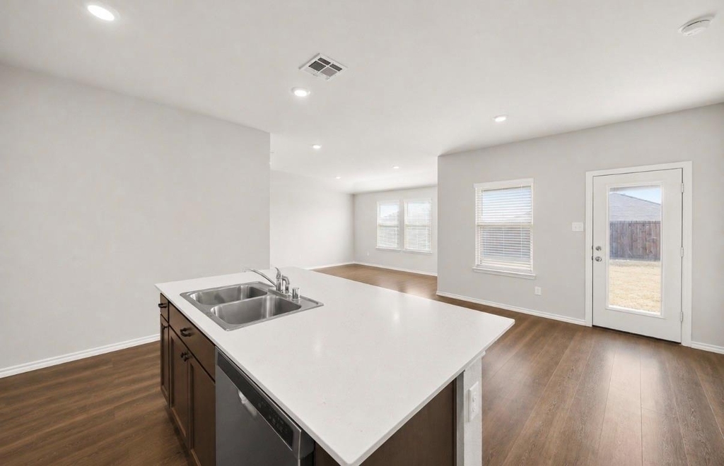 702 Watermill Road - Photo 6