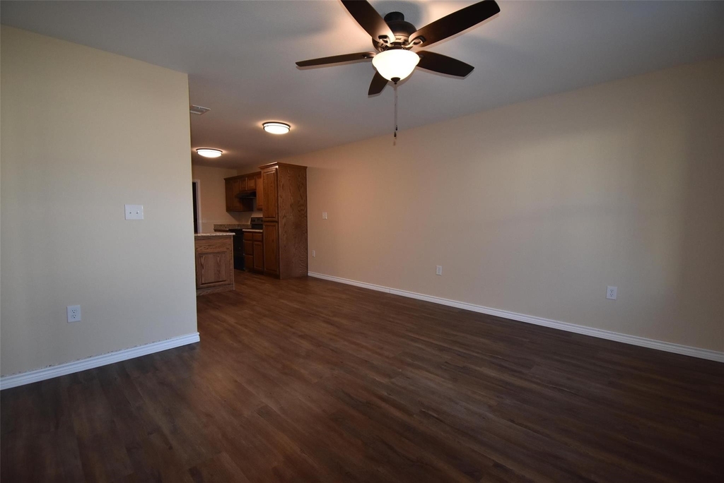 104 N Jordan Street - Photo 1