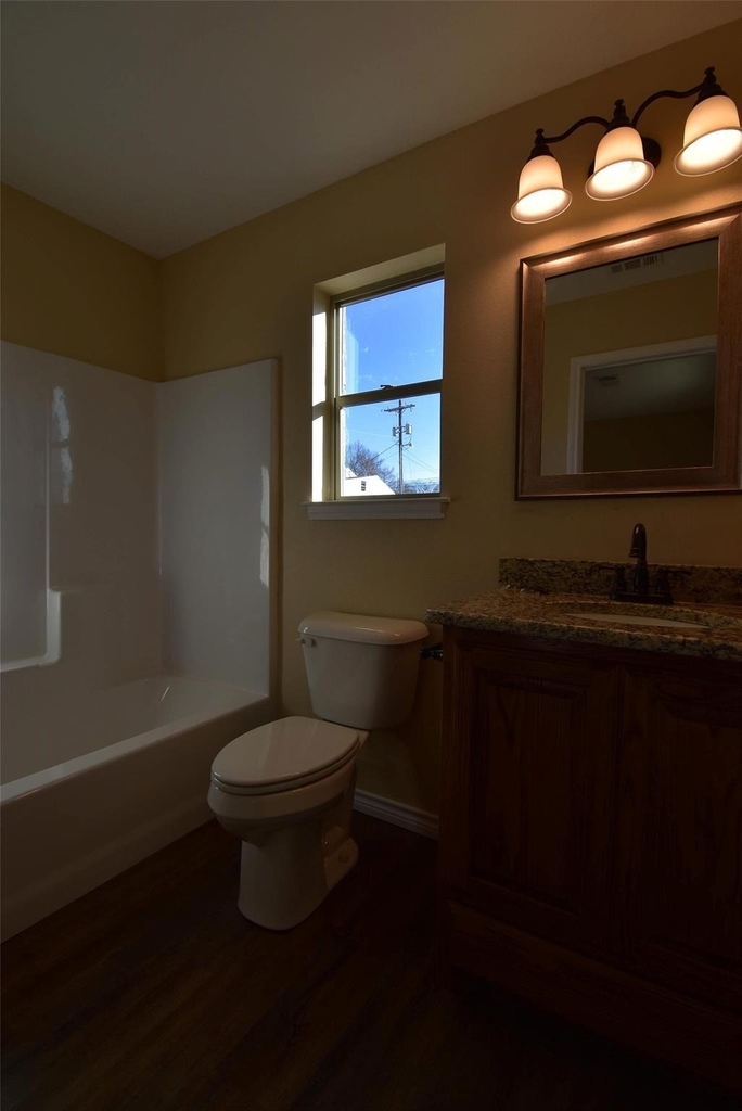 104 N Jordan Street - Photo 11