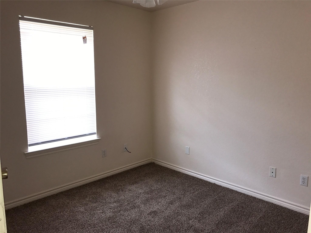309 Windjammer Road - Photo 10