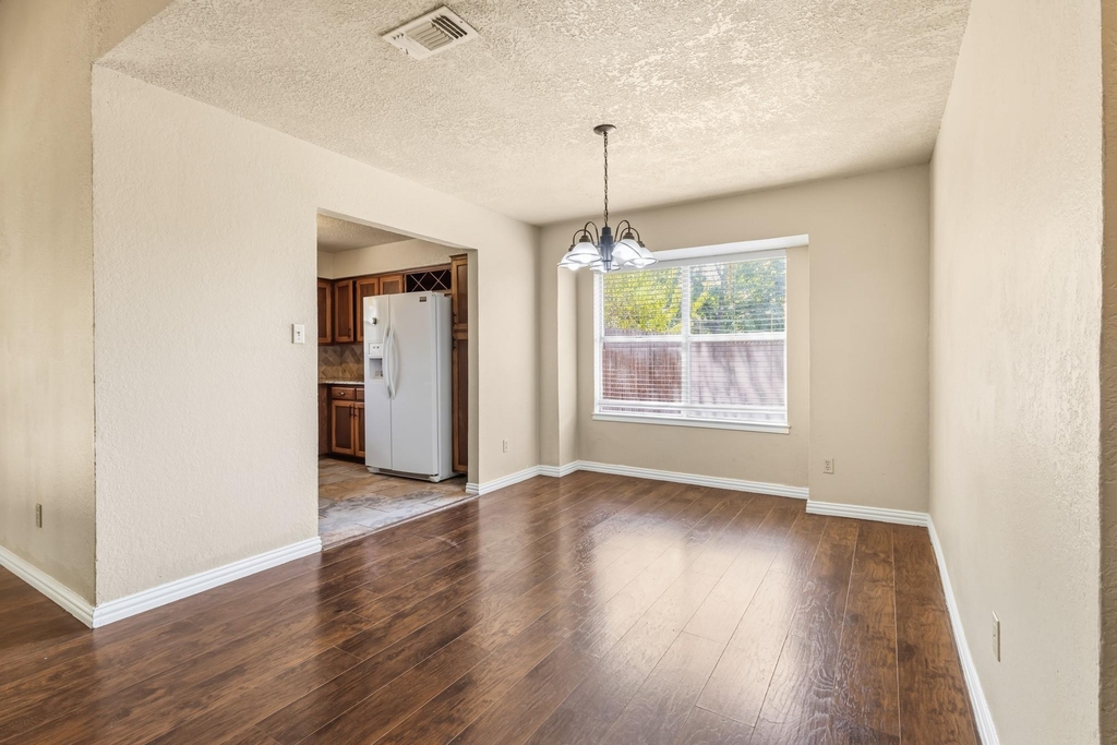 6229 Maple Springs Drive - Photo 18