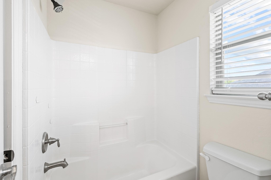 8224 Summerview Court - Photo 26