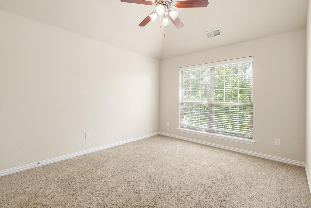 8224 Summerview Court - Photo 17