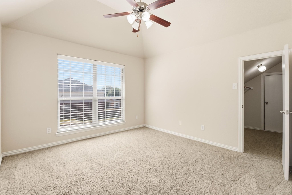 8224 Summerview Court - Photo 18