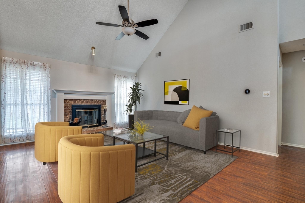 2916 Renaissance Circle - Photo 9