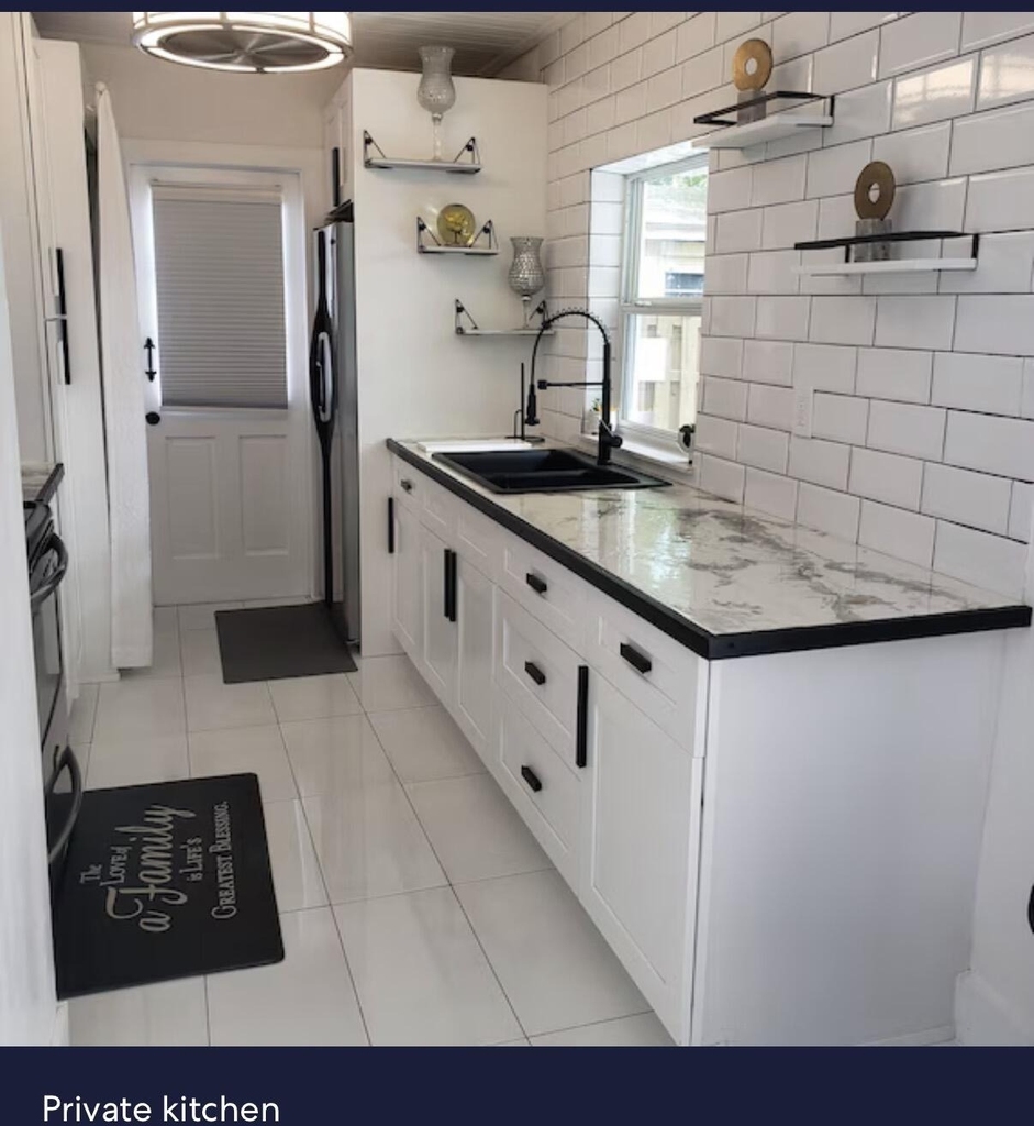 5610 Sw 55th Street - Photo 3