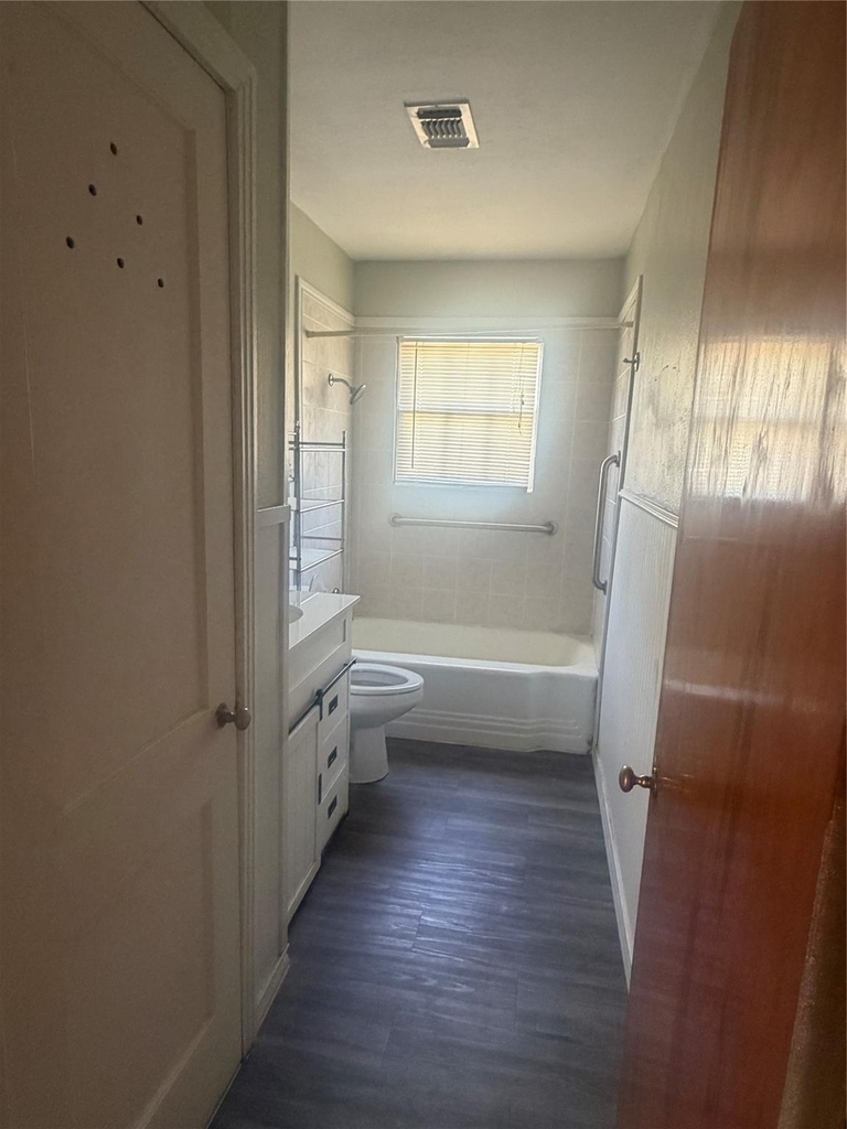 917 S La Salle Drive - Photo 6