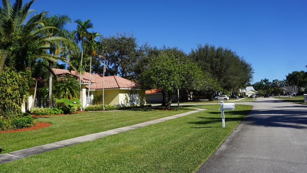 12629 Buckland Street - Photo 3