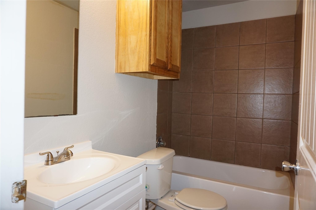 5105 Flamingo Road - Photo 8