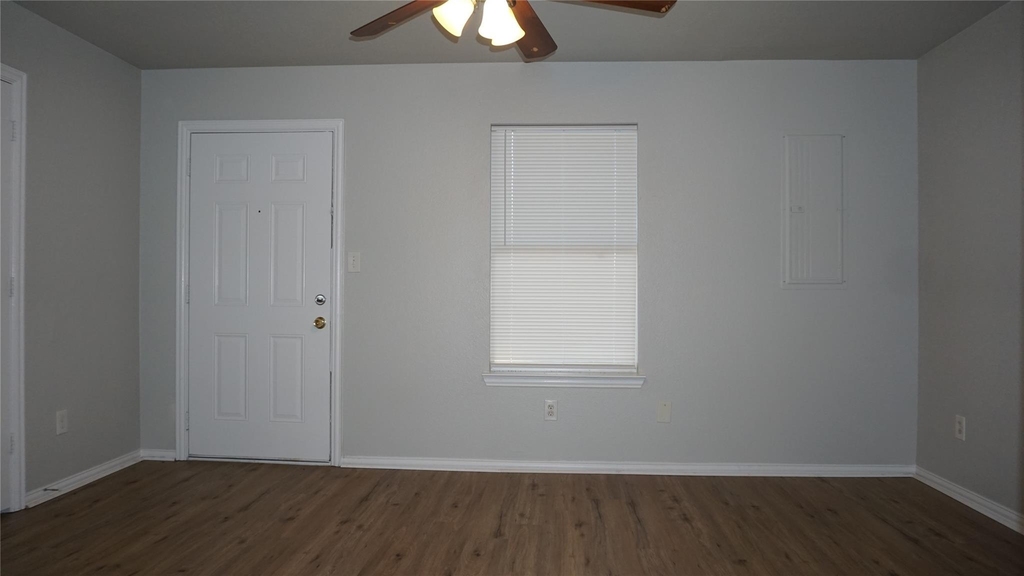 5105 Flamingo Road - Photo 5