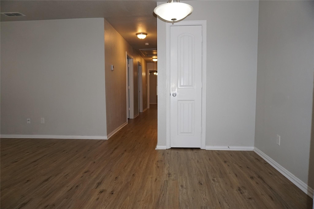 5105 Flamingo Road - Photo 4