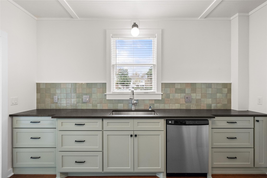 1106 W 4th Avenue - Photo 14