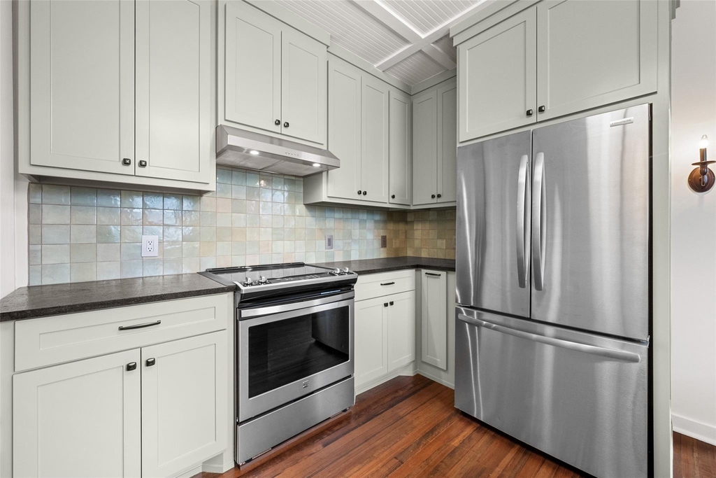1106 W 4th Avenue - Photo 13
