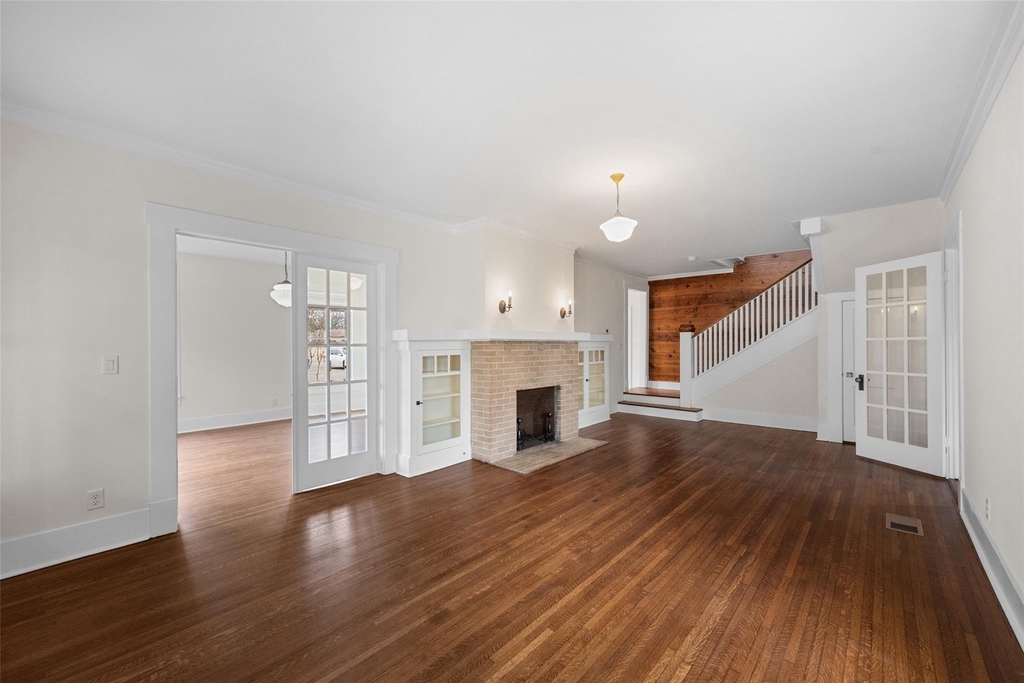 1106 W 4th Avenue - Photo 4