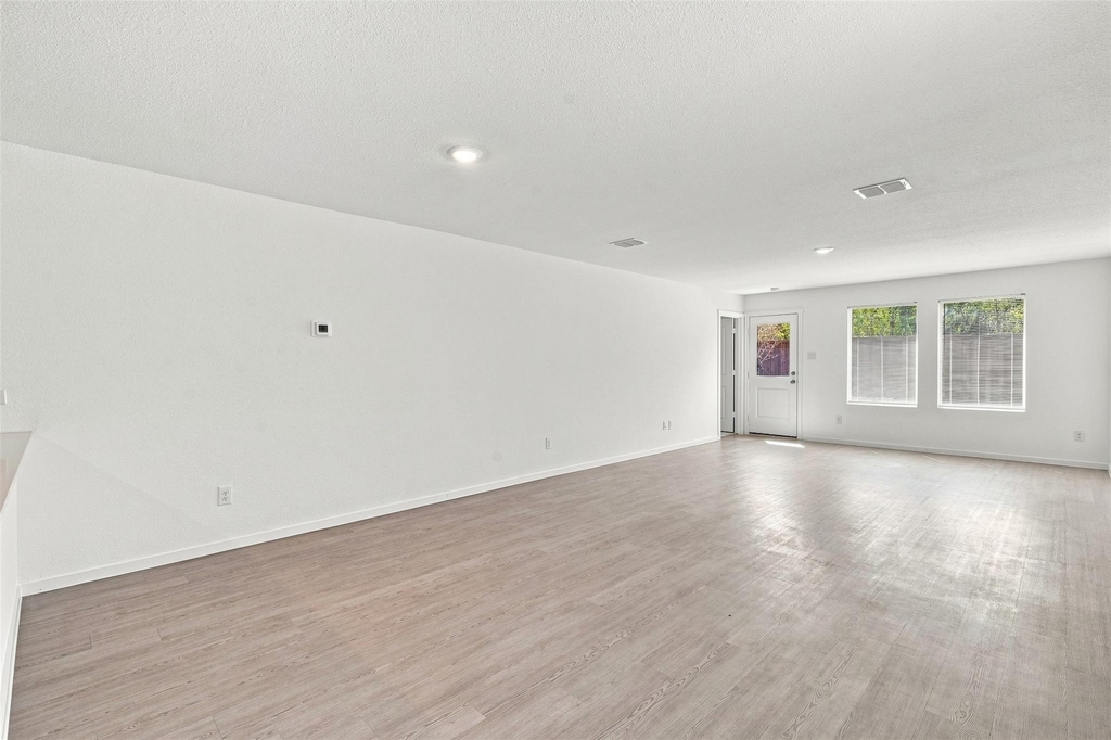 1636 Elliott Road - Photo 8
