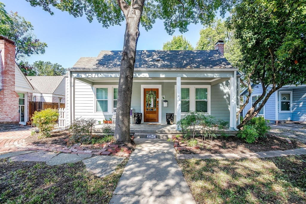3210 Greene Avenue - Photo 0