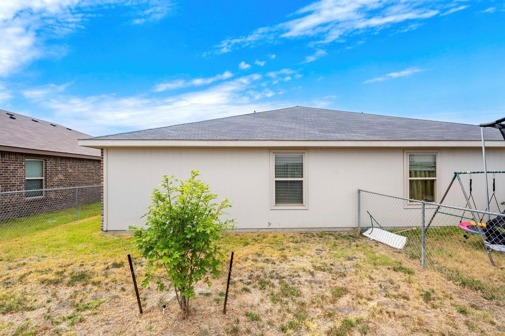 6011 Amelia Earhart Boulevard - Photo 27
