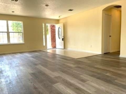 315 Pointer Place - Photo 1