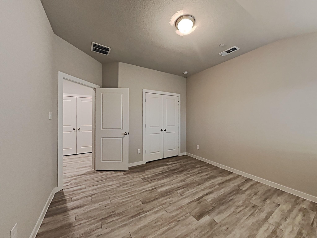 1312 Creekbank Drive - Photo 6