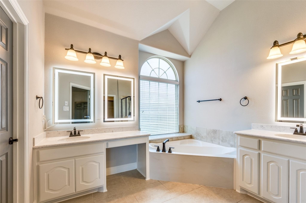 2812 Pino - Photo 11